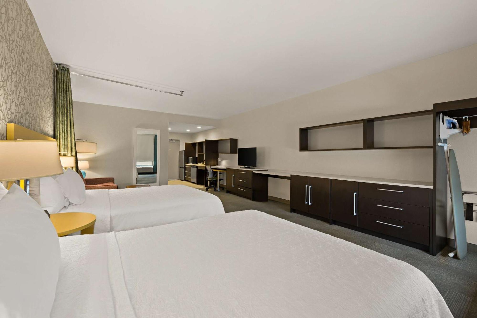 โฮม 2 สวีท บาย ฮิลตัน เบย์ทาวน์ Hotel ภายนอก รูปภาพ